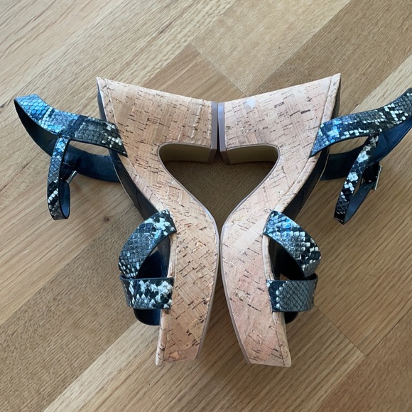 Charles by Charles David block heeled cork platform sandals 8.5 - Picture 3 of 4